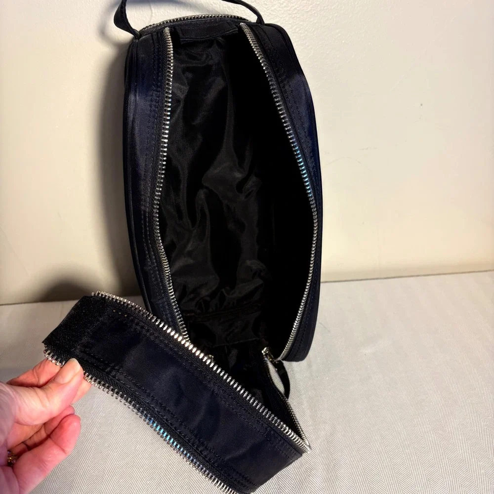 TONI&GUY Black Double Zip Hair Cady Toiletry Bag Cosmetic Travel Pouch Organizer
